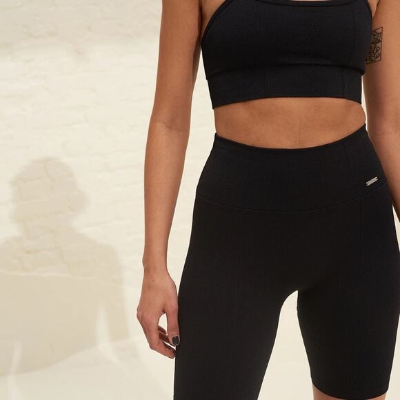 aim’n Black Ribbed Seemless Biker Shorts - NWOT - Picture 2 of 11